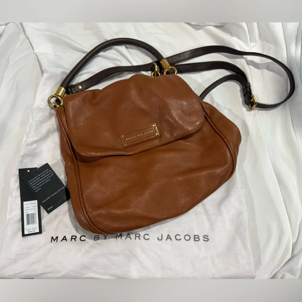 Marc by Marc Jacobs Too Hot To Handle Laetitia Hobo - Picture 2 of 13